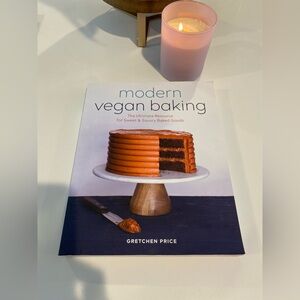 Modern Vegan Baking by - White and Blue Cover